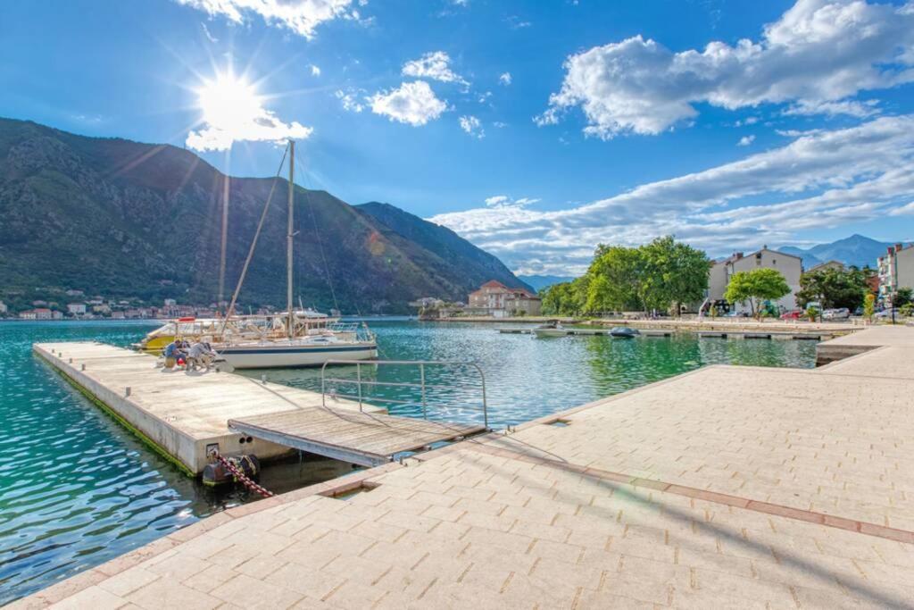 Apartment Milos Kotor Luaran gambar