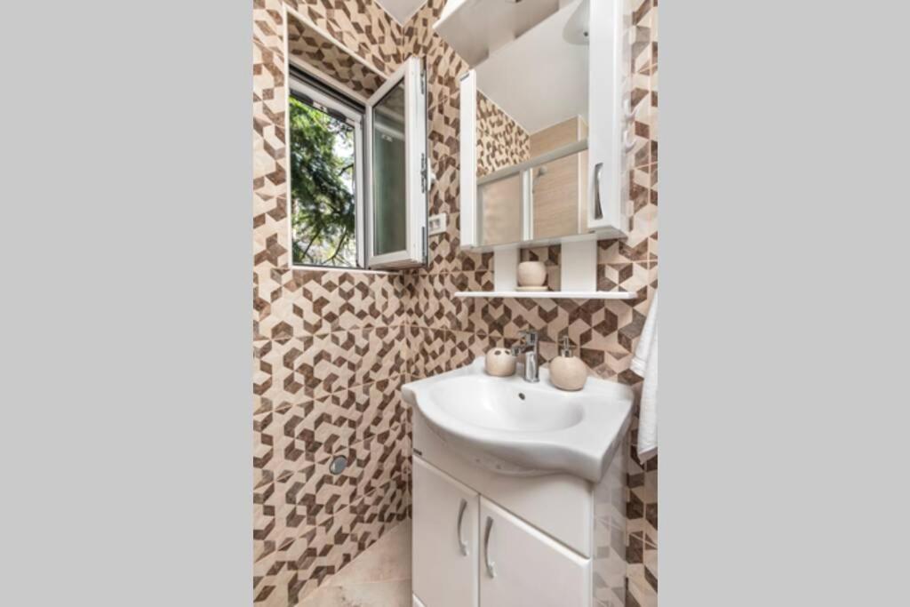 Apartment Milos Kotor Luaran gambar
