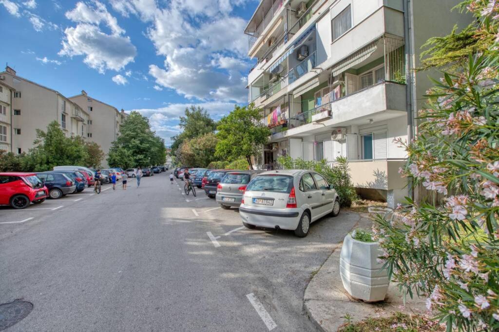 Apartment Milos Kotor Luaran gambar